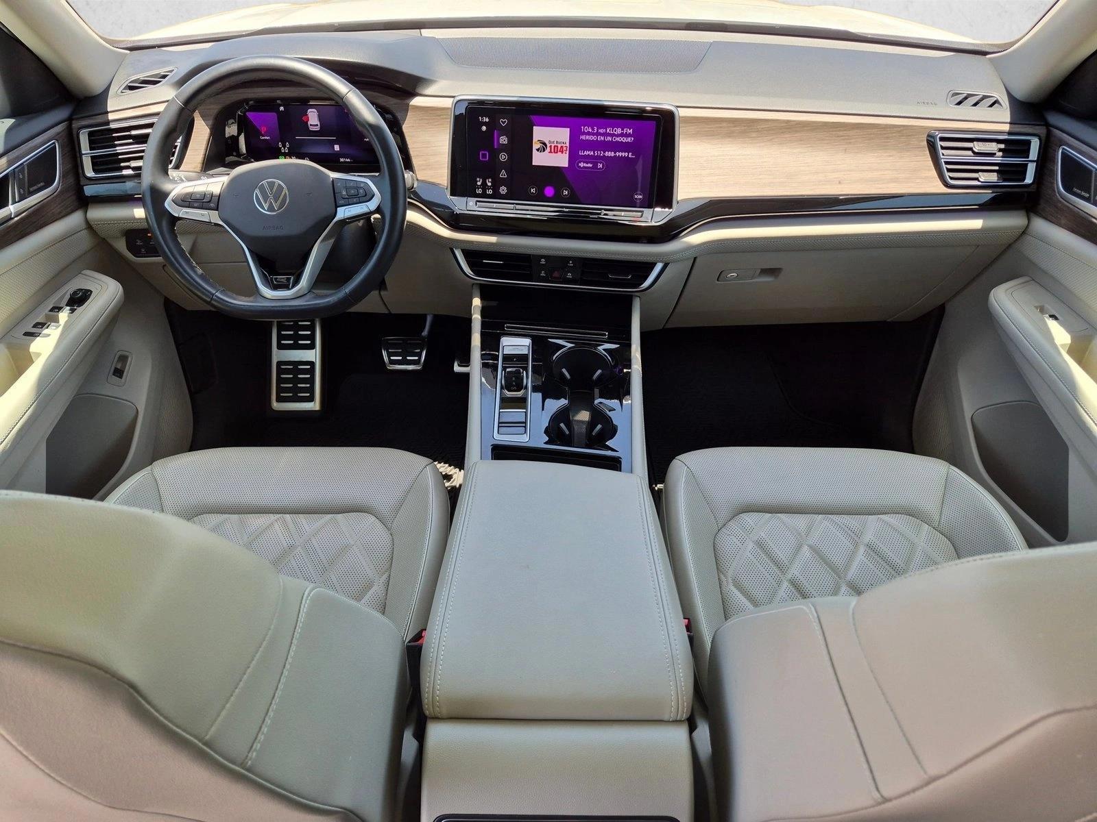 Thumbnail: 2024 Volkswagen Atlas - 3