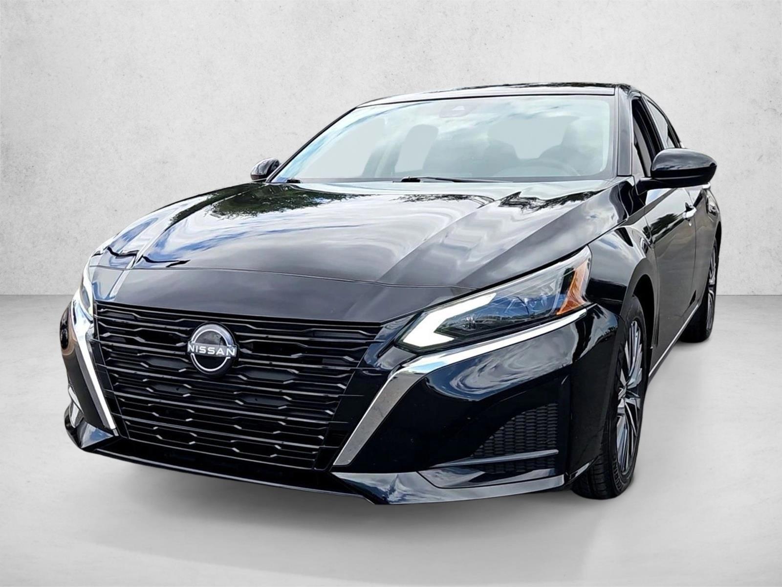 Thumbnail: 2023 Nissan Altima - 2