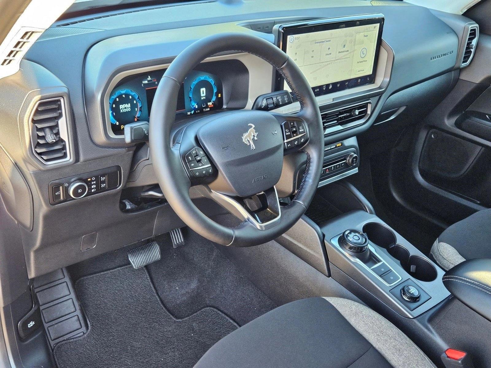 Thumbnail: 2025 Ford Bronco Sport - 3