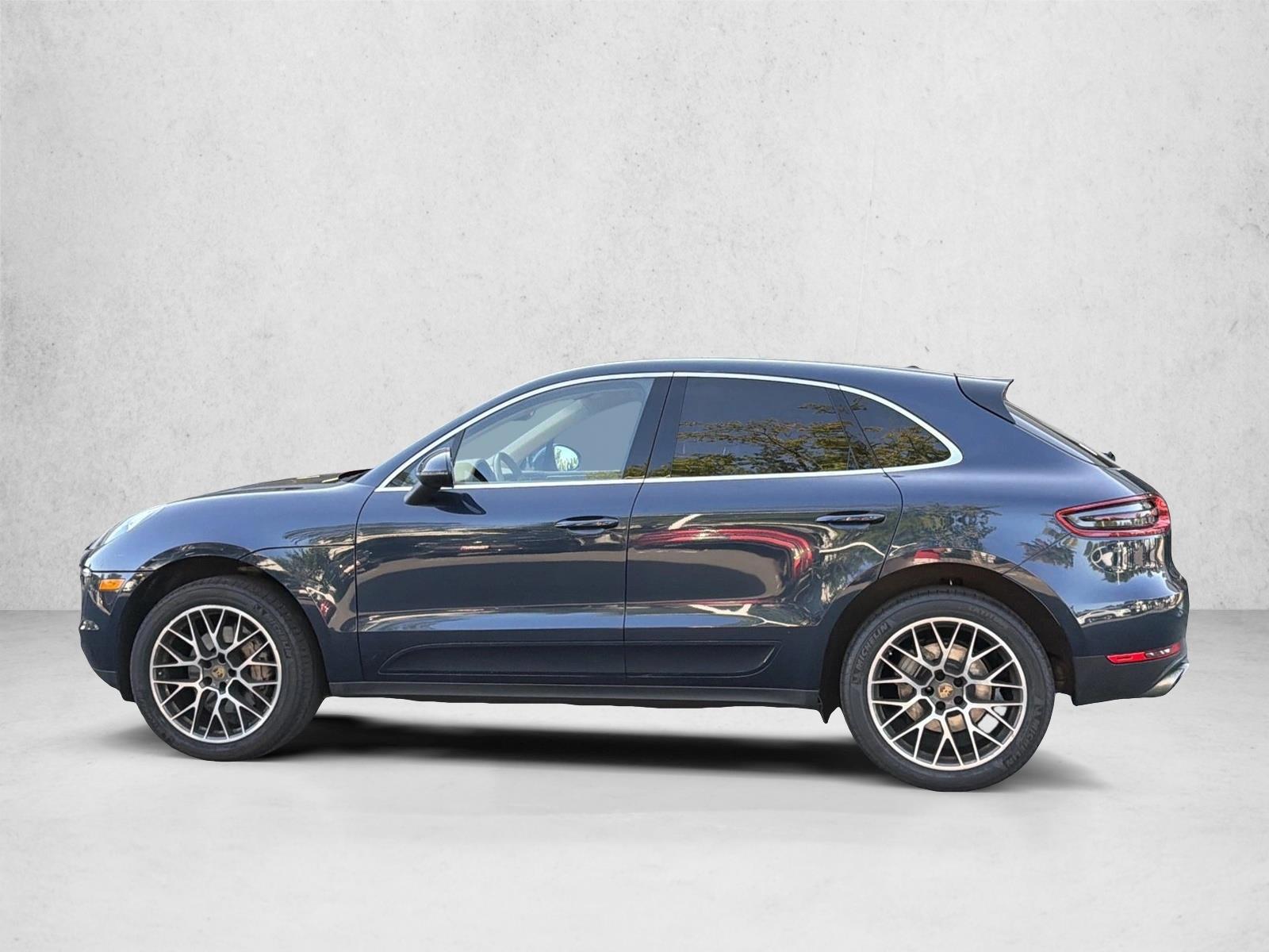 Thumbnail: 2015 Porsche Macan - 2