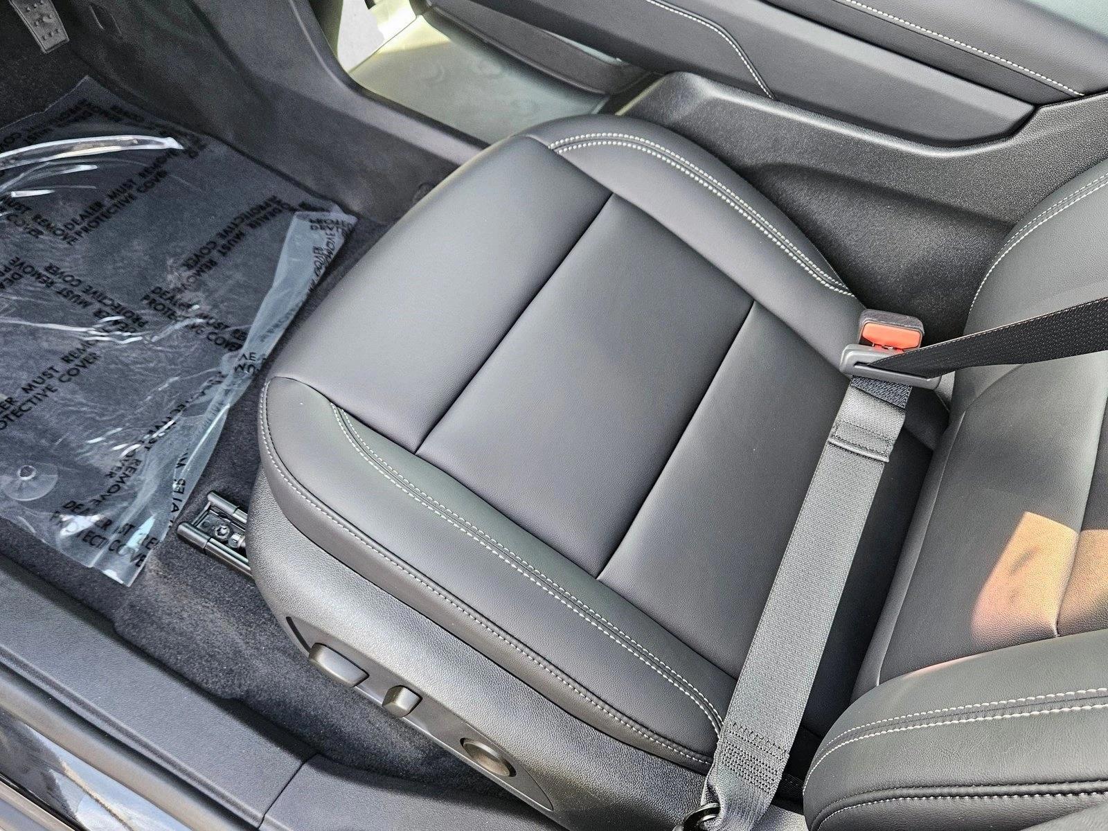 Thumbnail: 2026 GMC Acadia - 4