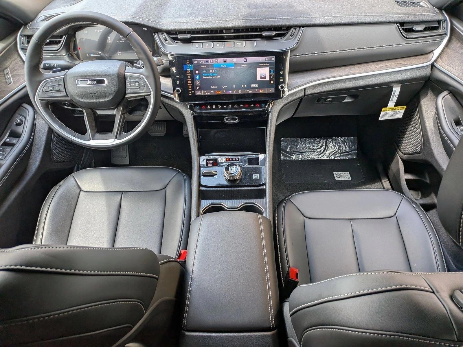 Thumbnail: 2026 Jeep Grand Cherokee - 6