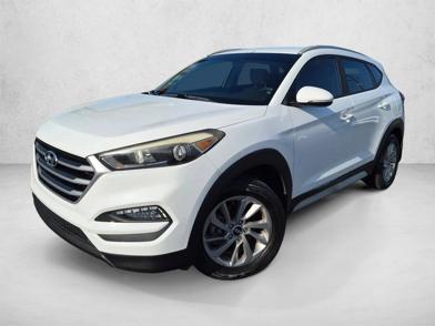 2017 Hyundai Tucson SE Plus -
                  Savannah, GA
