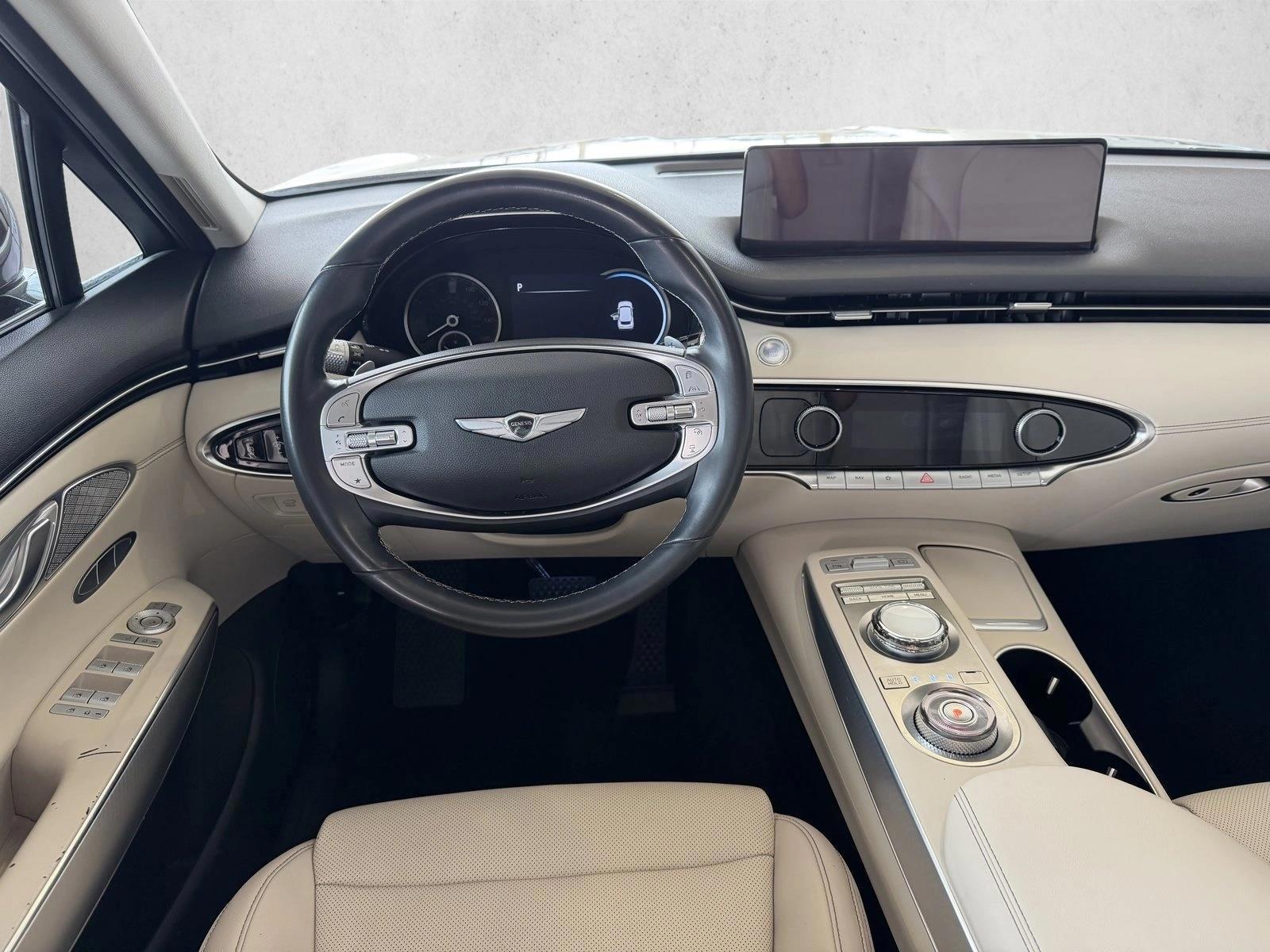 Thumbnail: 2023 Genesis GV70 - 3