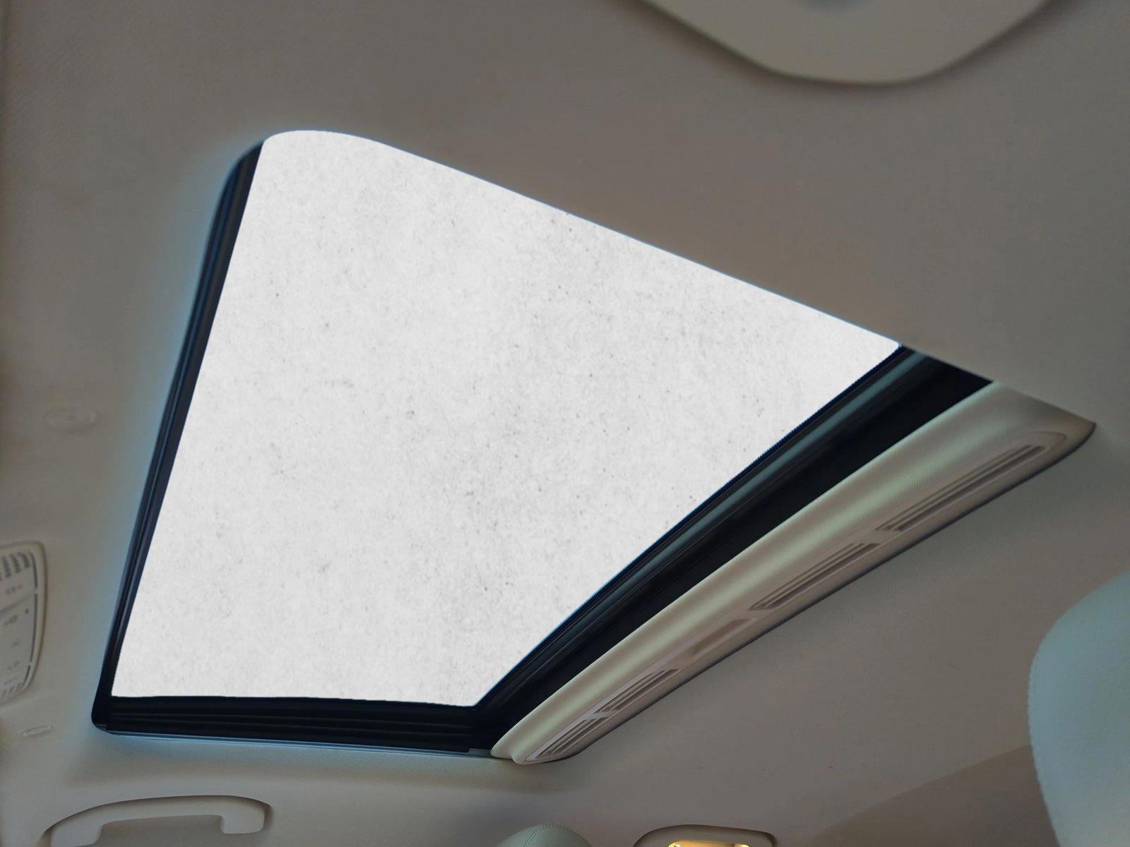 2021 Mercedes-Benz GLC Coupe GLC300 - Photo 16