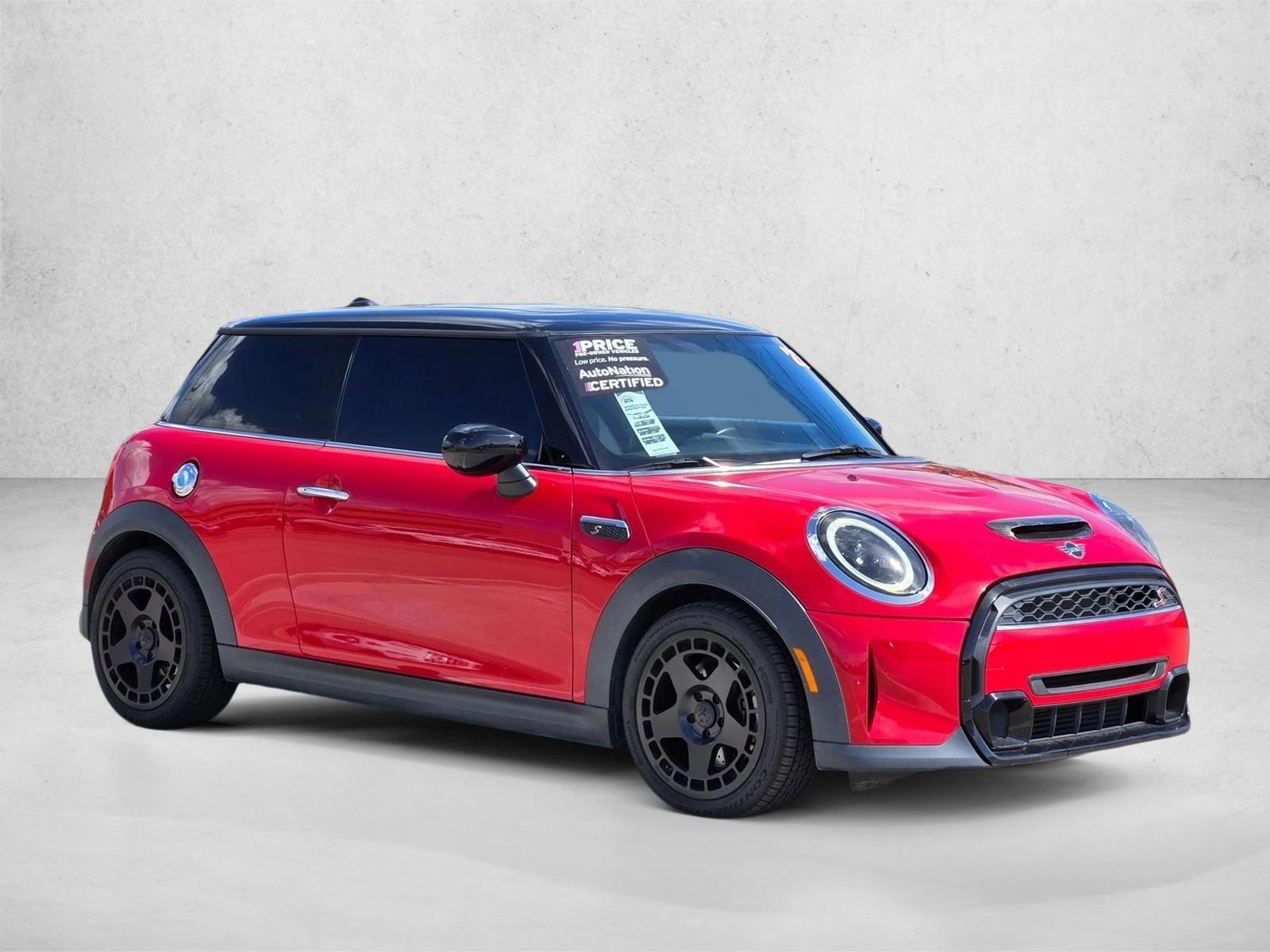 2023 MINI 3 Door S - Photo 3