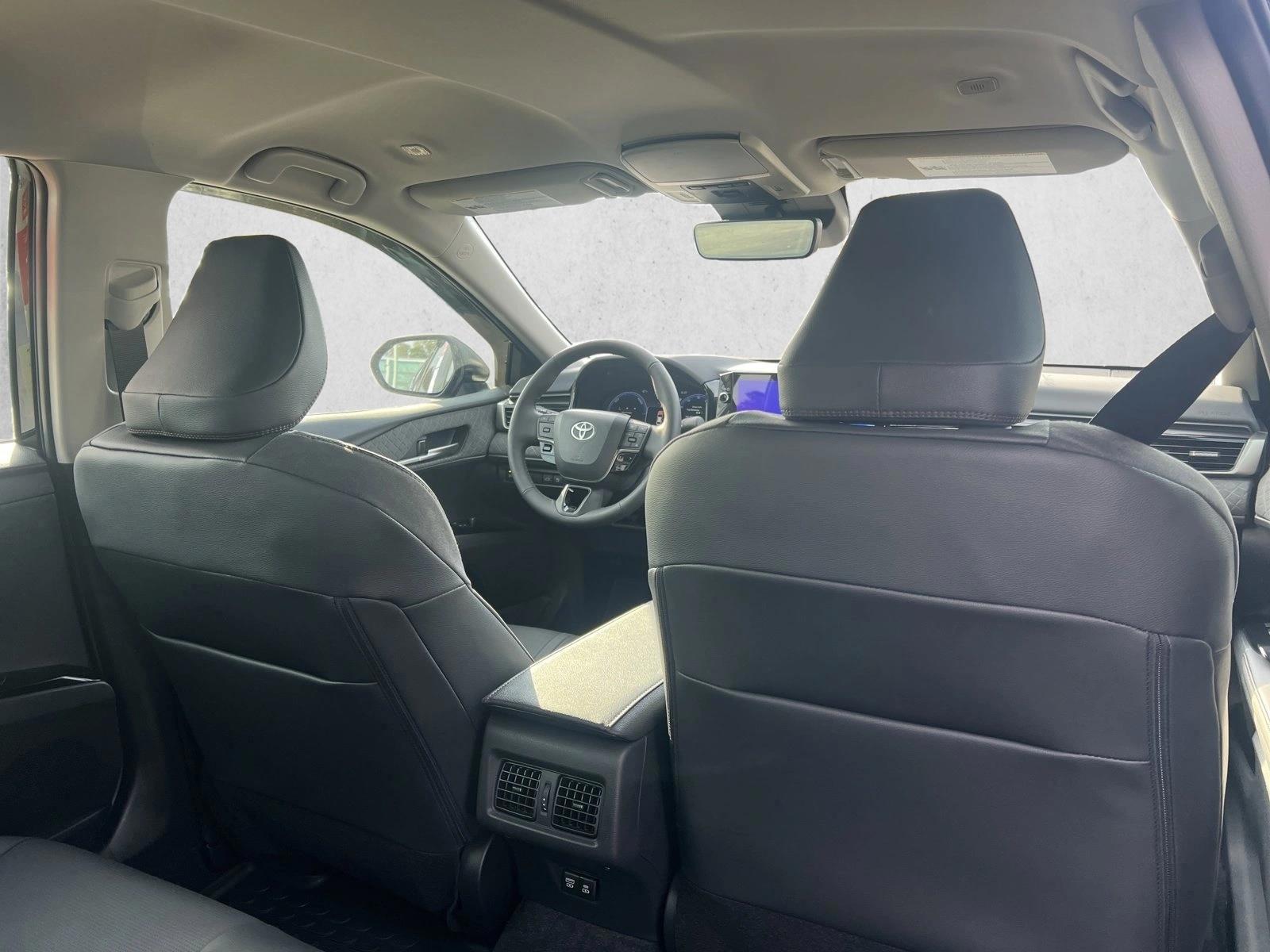 Thumbnail: 2026 Toyota Camry - 4