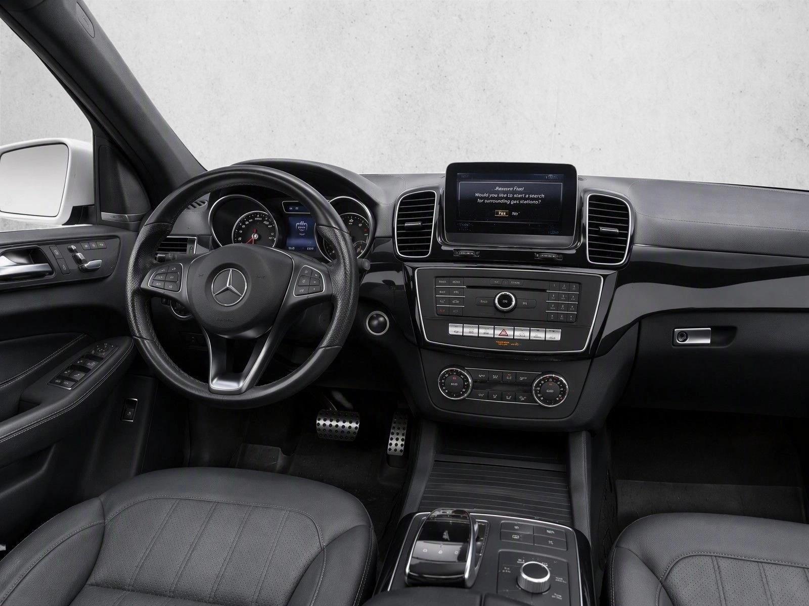 Thumbnail: 2019 Mercedes-Benz GLE - 4