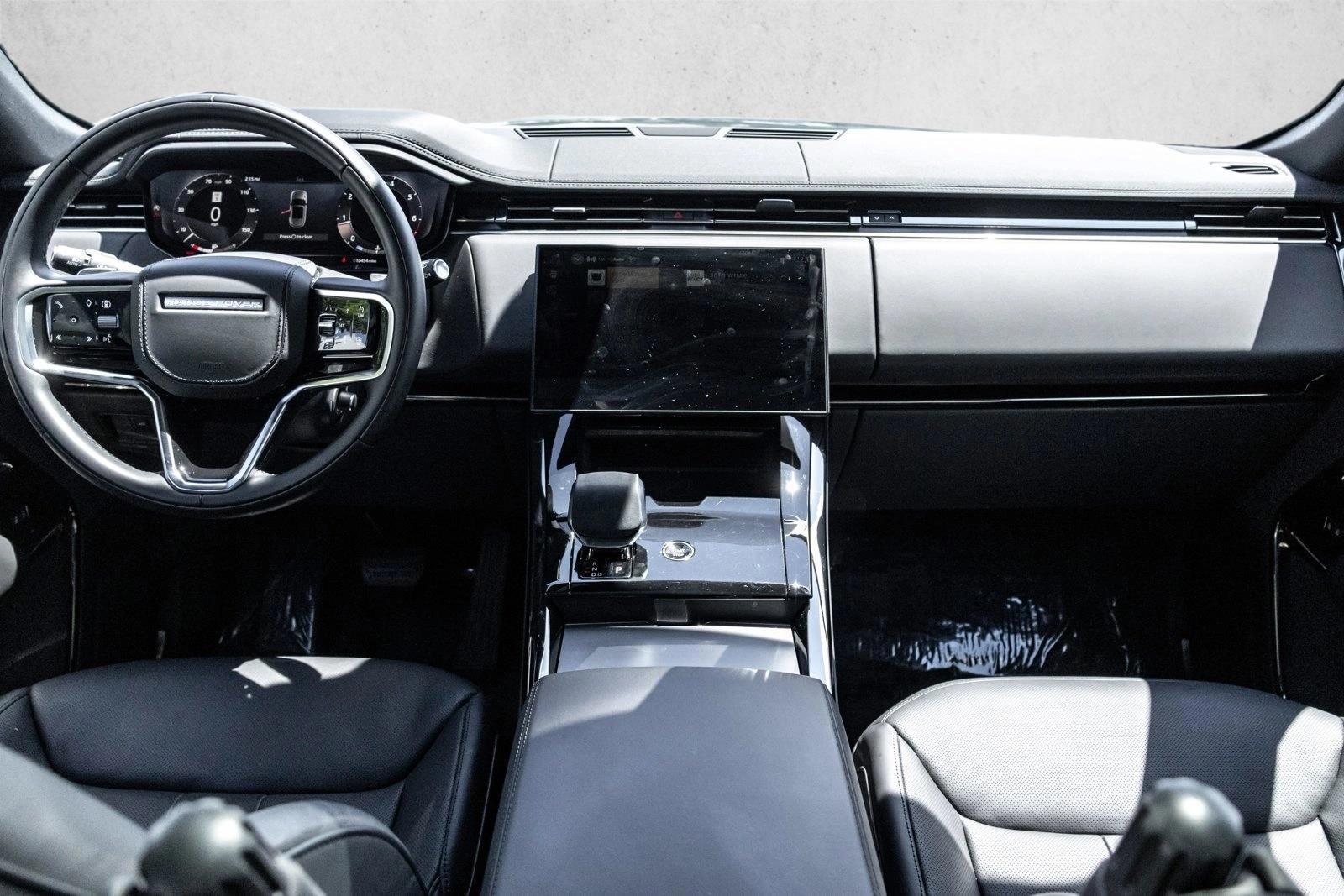 Thumbnail: 2024 Land Rover Range Rover Sport - 4