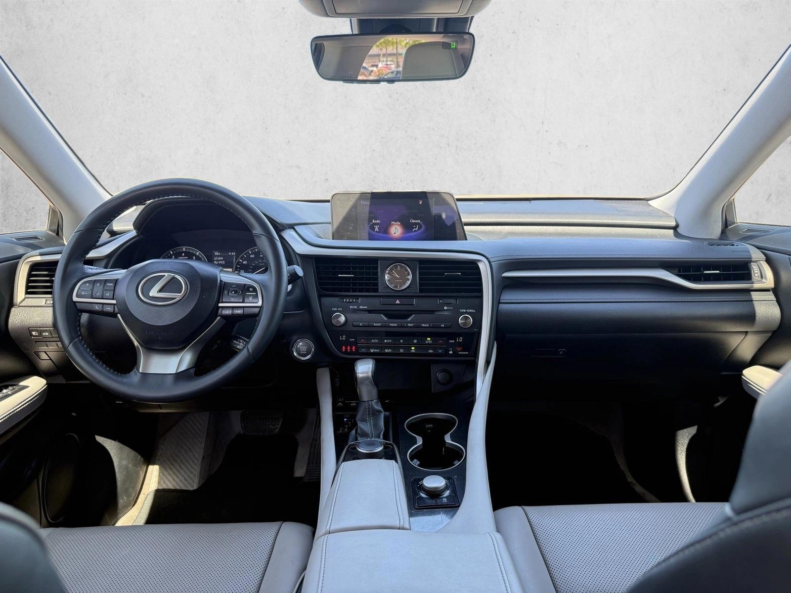 Thumbnail: 2017 Lexus RX - 3