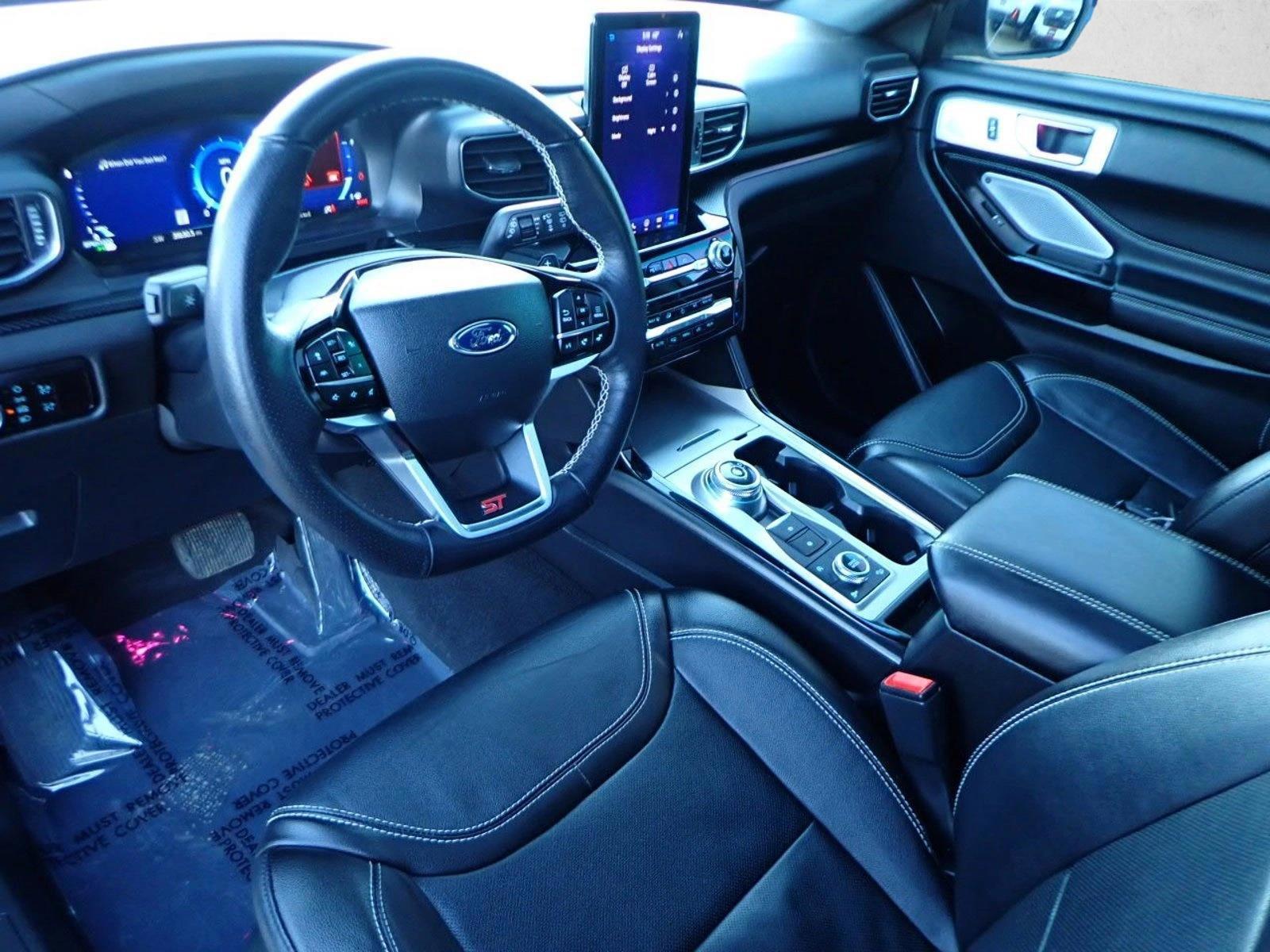 Thumbnail: 2023 Ford Explorer - 3