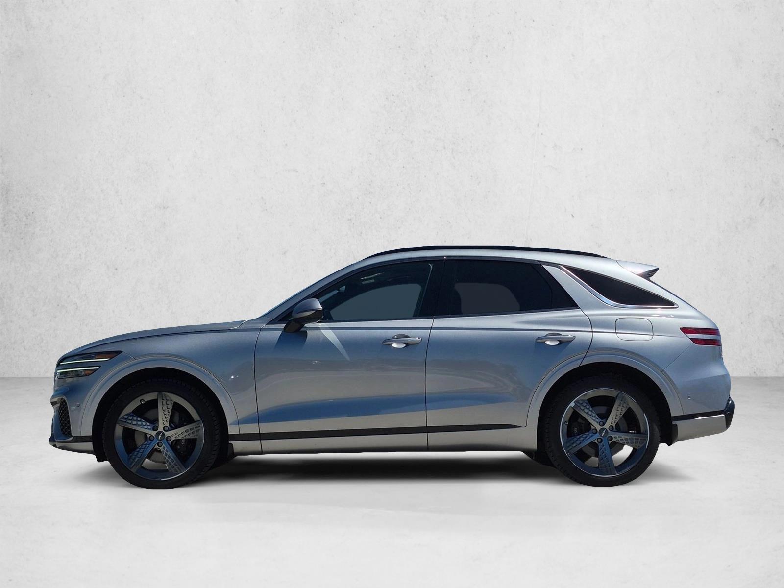 Thumbnail: 2023 Genesis GV70 - 2