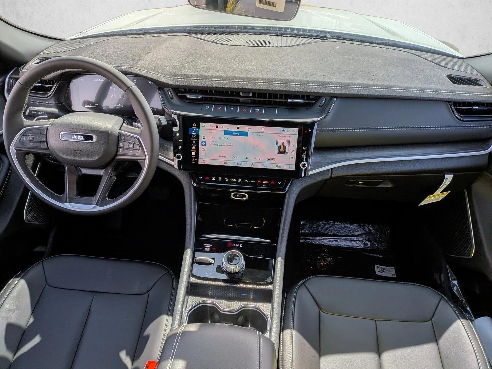 Thumbnail: 2026 Jeep Grand Cherokee L - 3