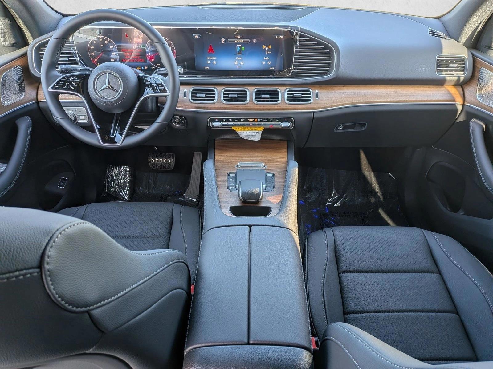 Thumbnail: 2026 Mercedes-Benz GLE - 3