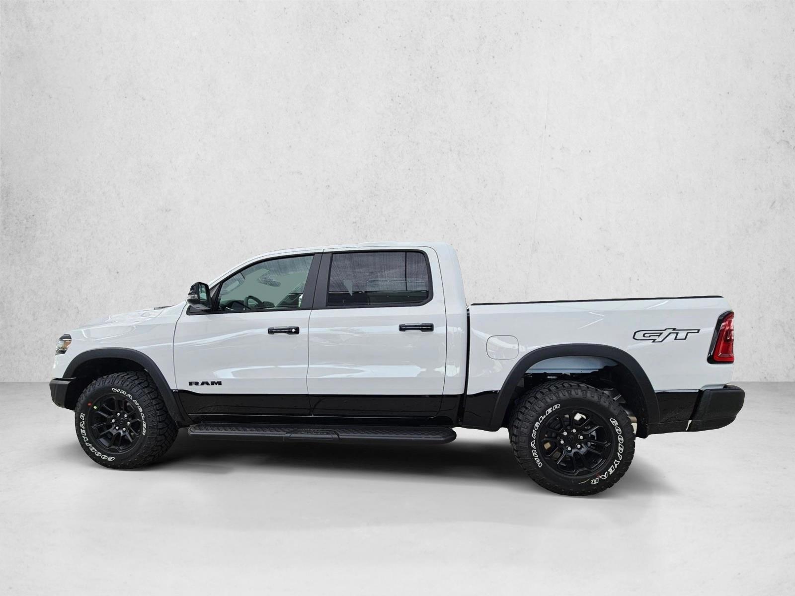 Thumbnail: 2026 RAM 1500 - 2