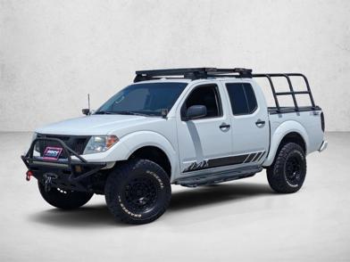 2014 Nissan Frontier PRO-4X -
                  Valencia, CA