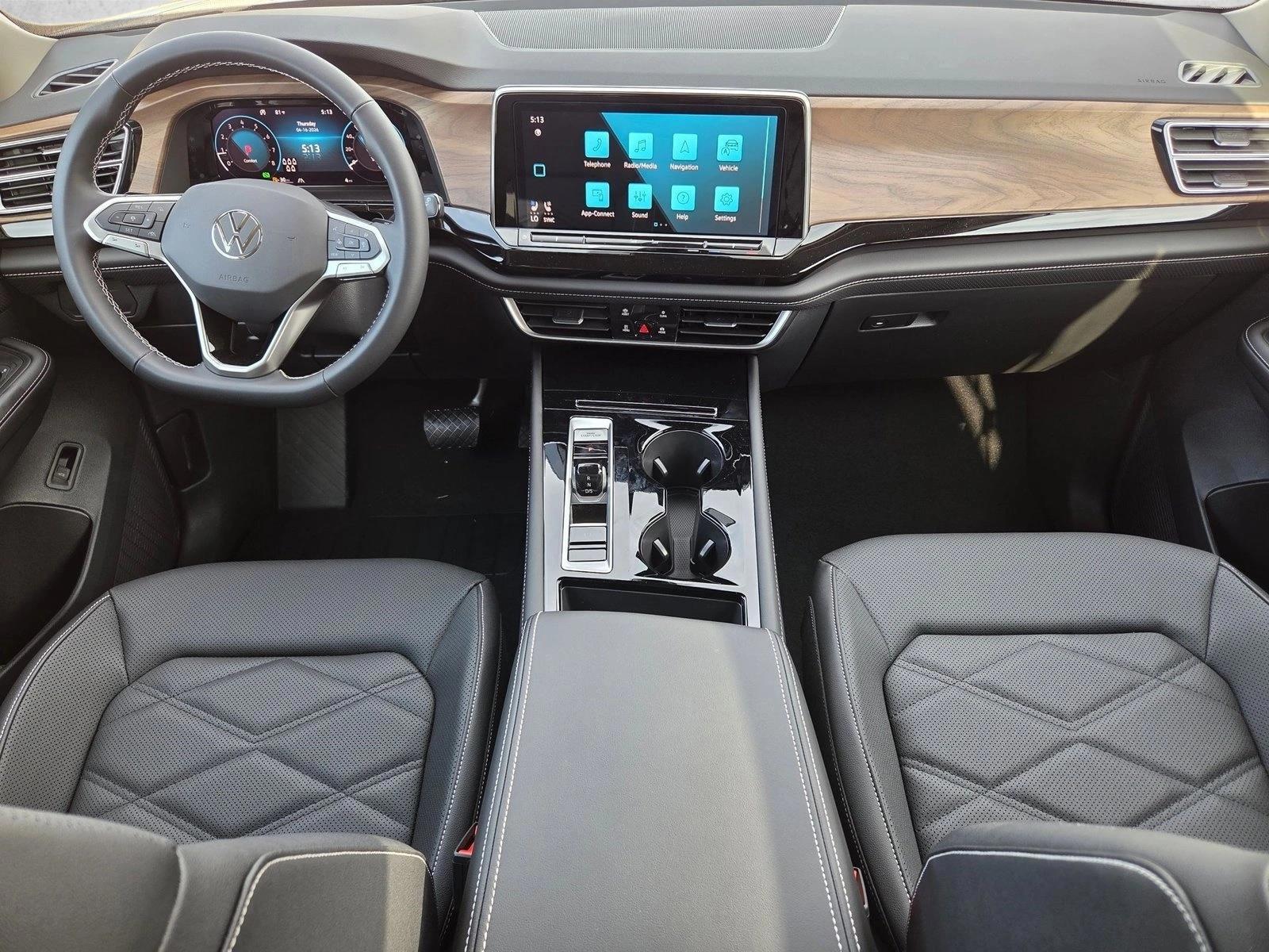 Thumbnail: 2026 Volkswagen Atlas - 4