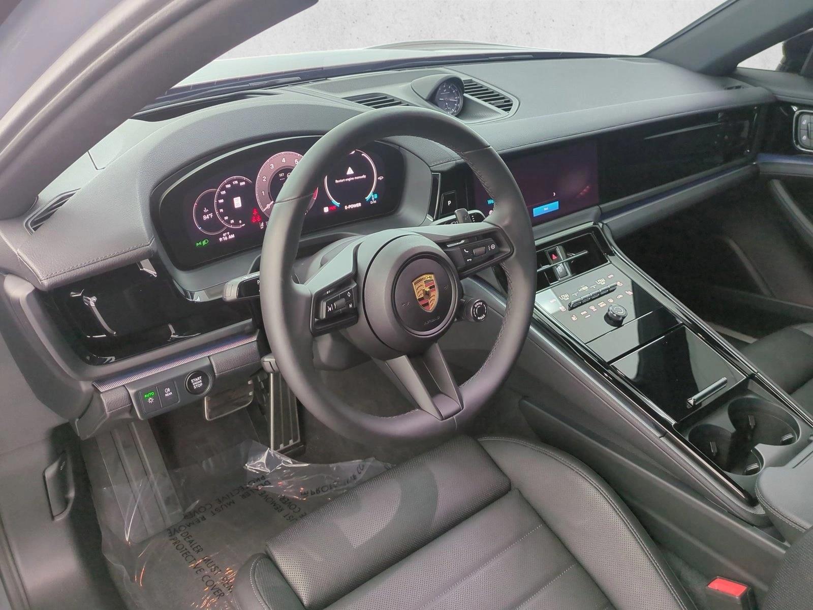 Thumbnail: 2025 Porsche Panamera - 3
