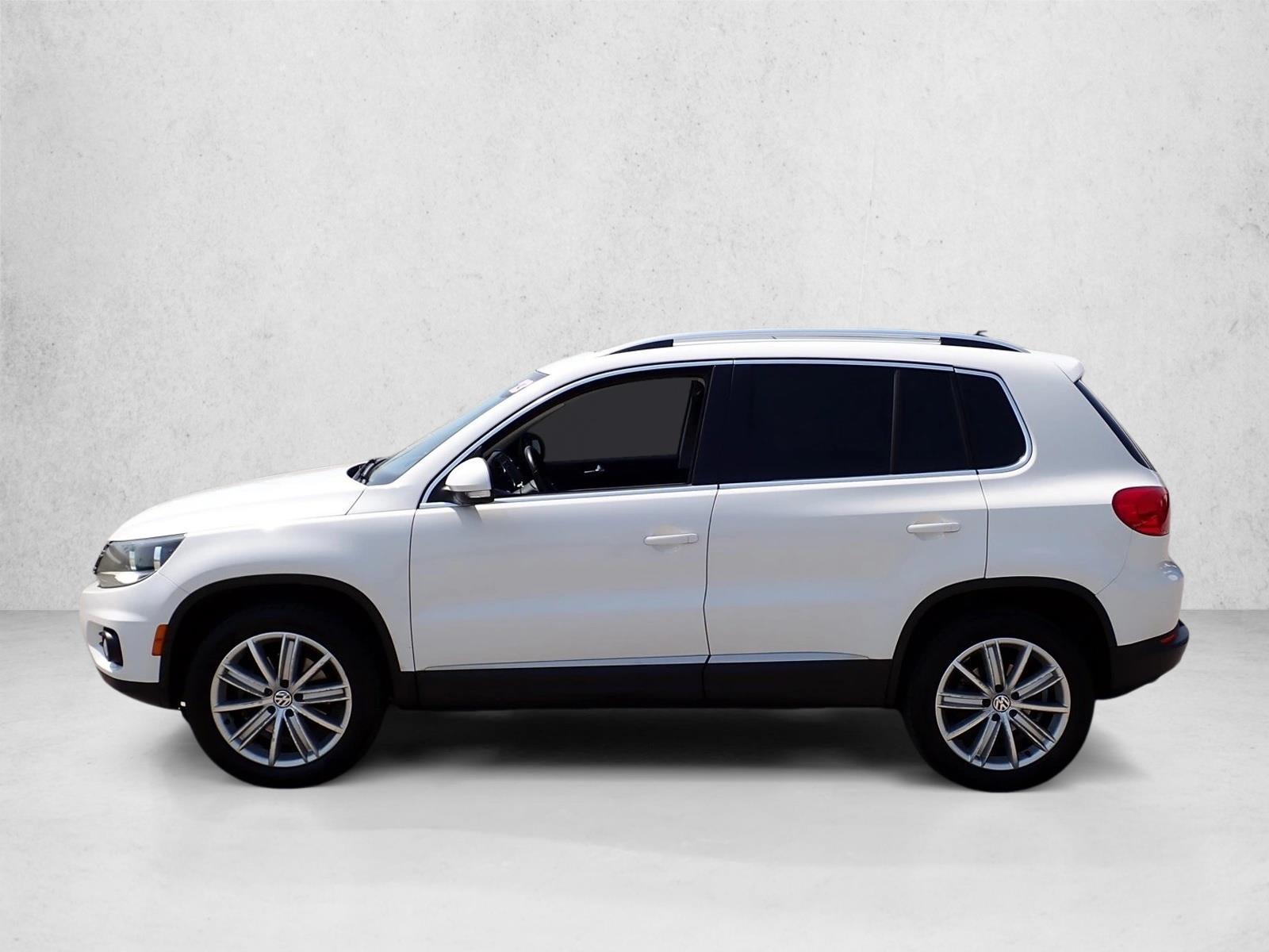 Thumbnail: 2013 Volkswagen Tiguan - 2
