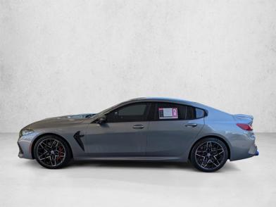 2023 BMW M8