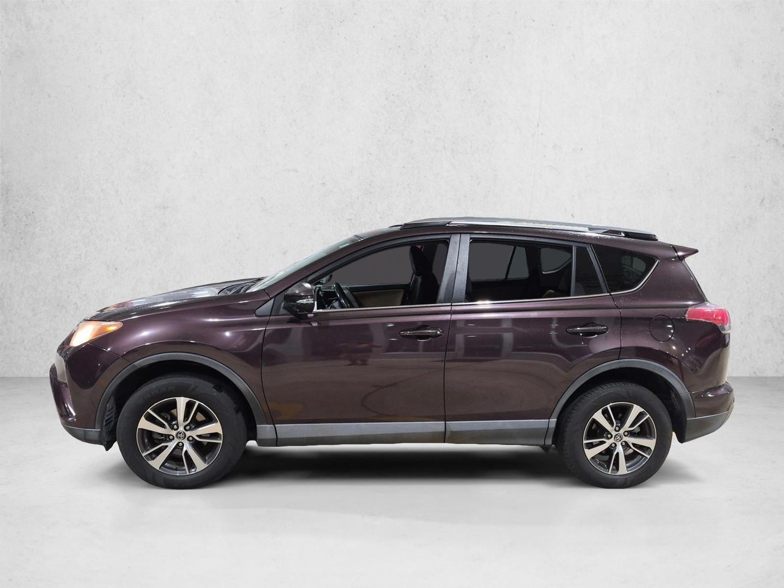 Thumbnail: 2017 Toyota RAV4 - 2