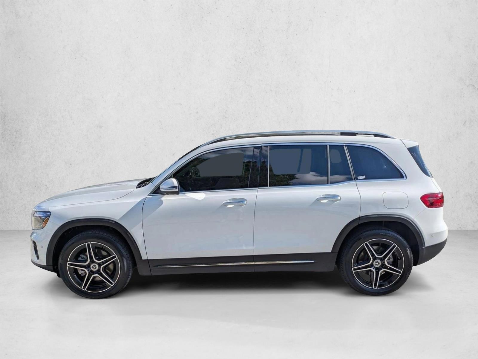 Thumbnail: 2026 Mercedes-Benz GLB - 2