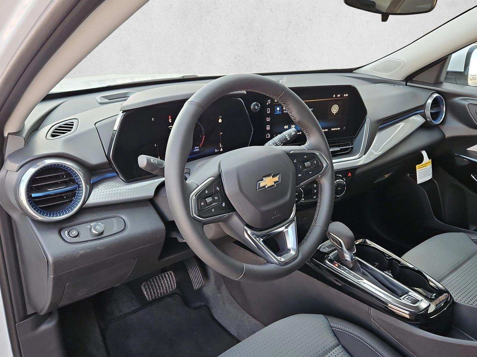 Thumbnail: 2026 Chevrolet Trax - 3