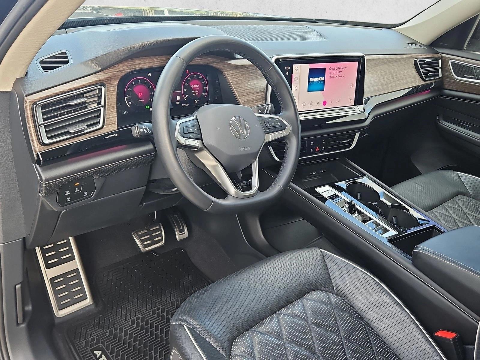 Thumbnail: 2024 Volkswagen Atlas - 3