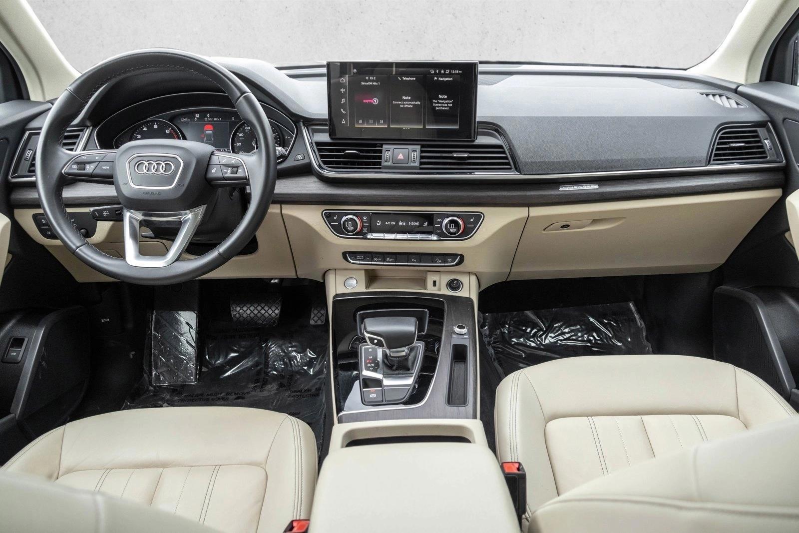 Thumbnail: 2023 Audi Q5 - 4