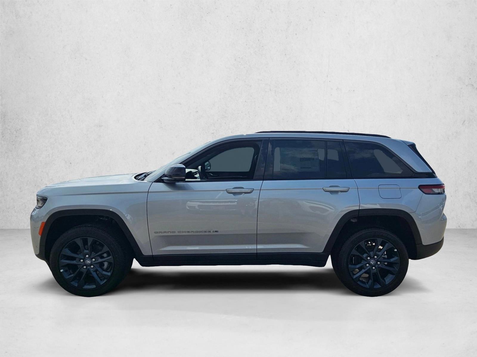 Thumbnail: 2026 Jeep Grand Cherokee - 2