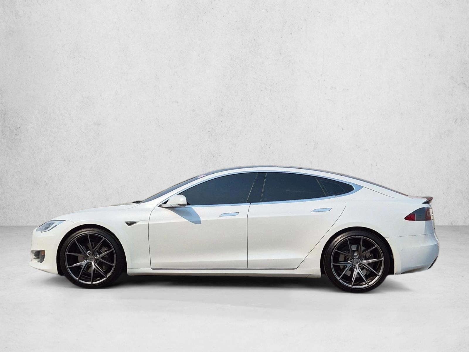 Thumbnail: 2016 Tesla Model S - 2