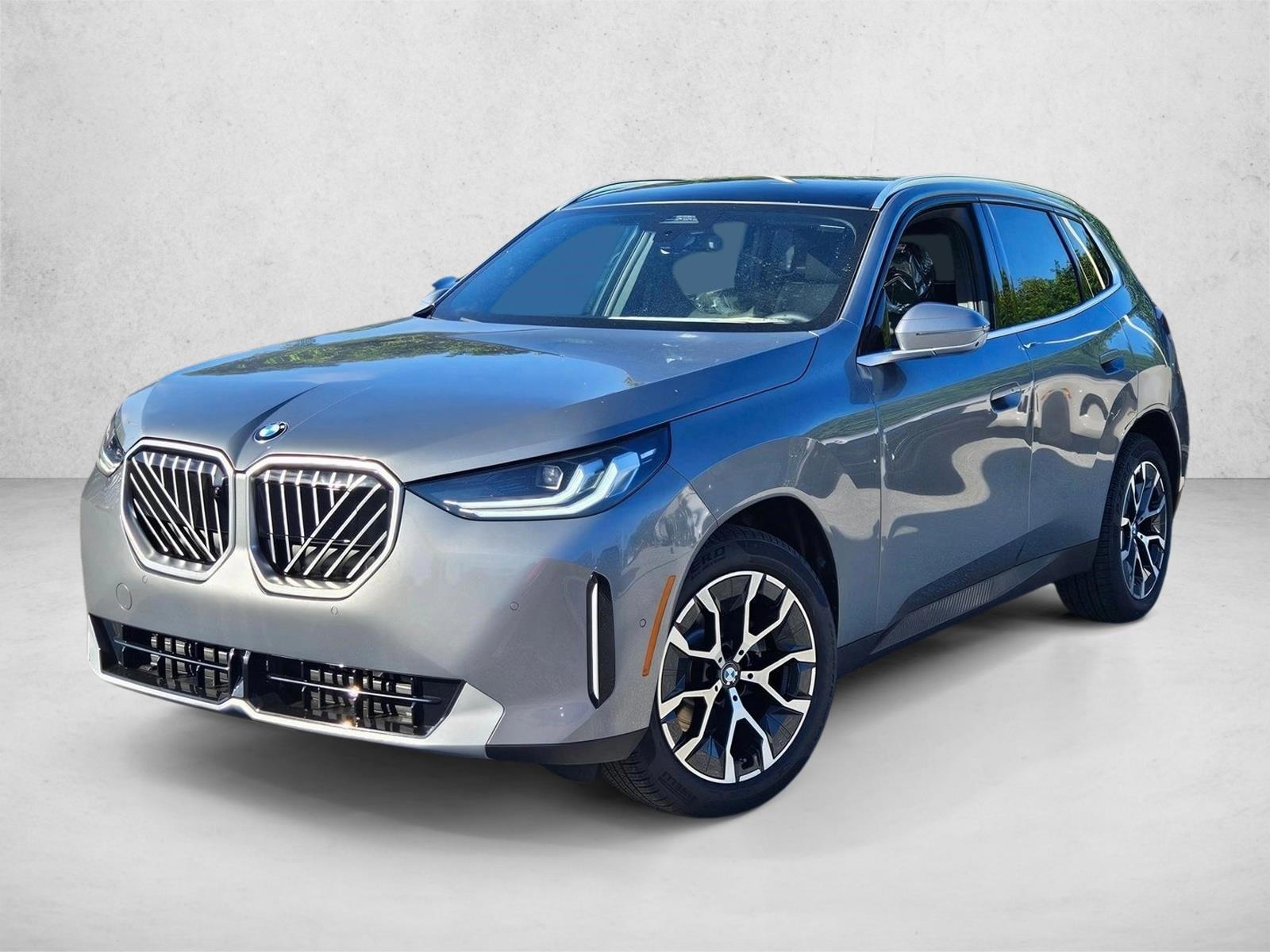 Thumbnail: 2026 BMW X3 - 1