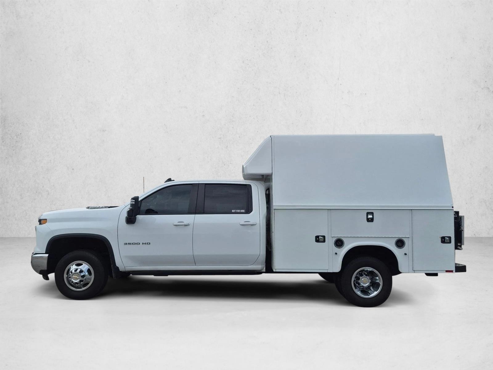 Thumbnail: 2024 Chevrolet Silverado 3500 - 2