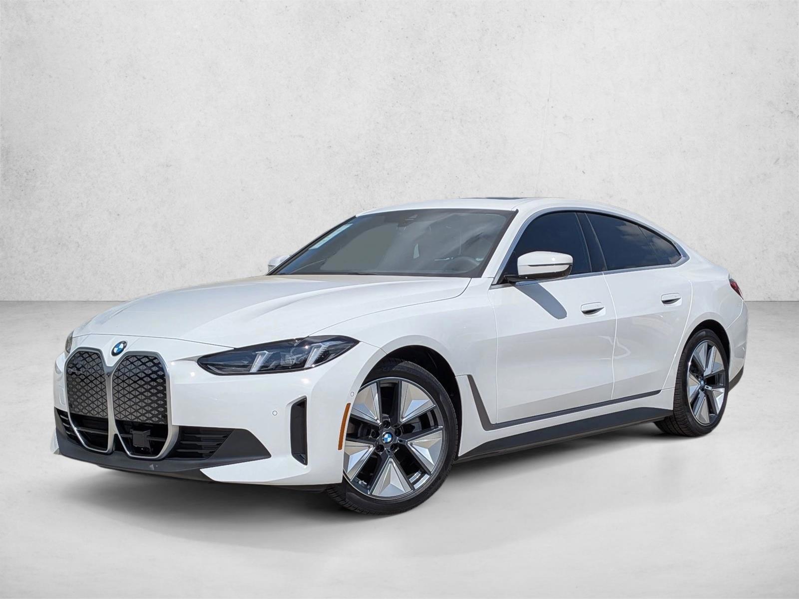 Thumbnail: 2026 BMW i4 - 1