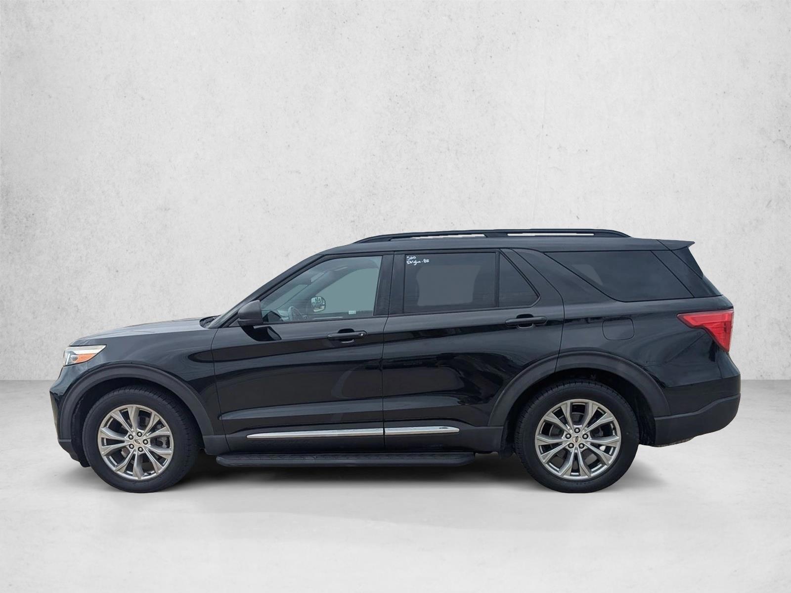 Thumbnail: 2020 Ford Explorer - 2