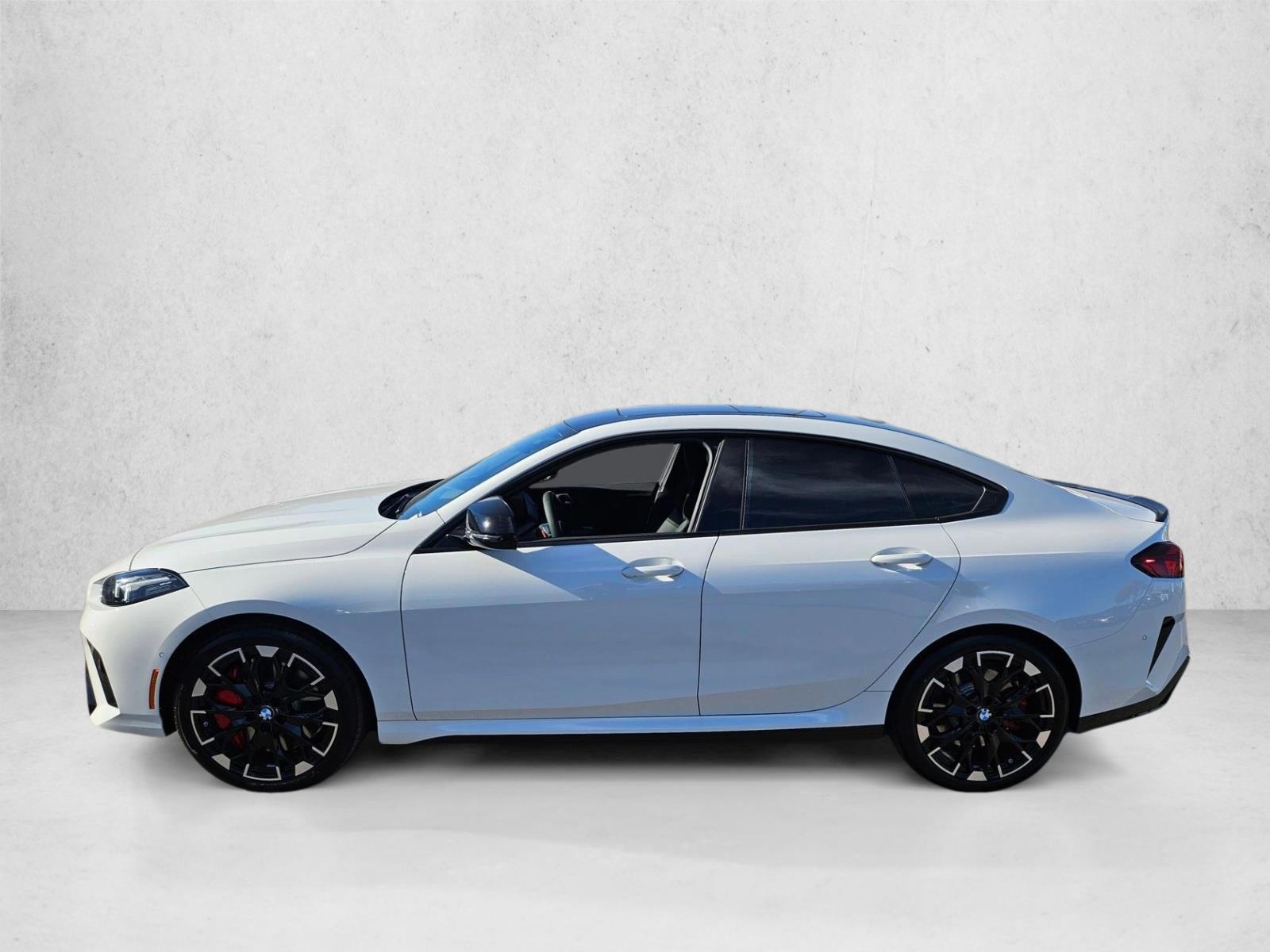 Thumbnail: 2026 BMW 2 Series - 2