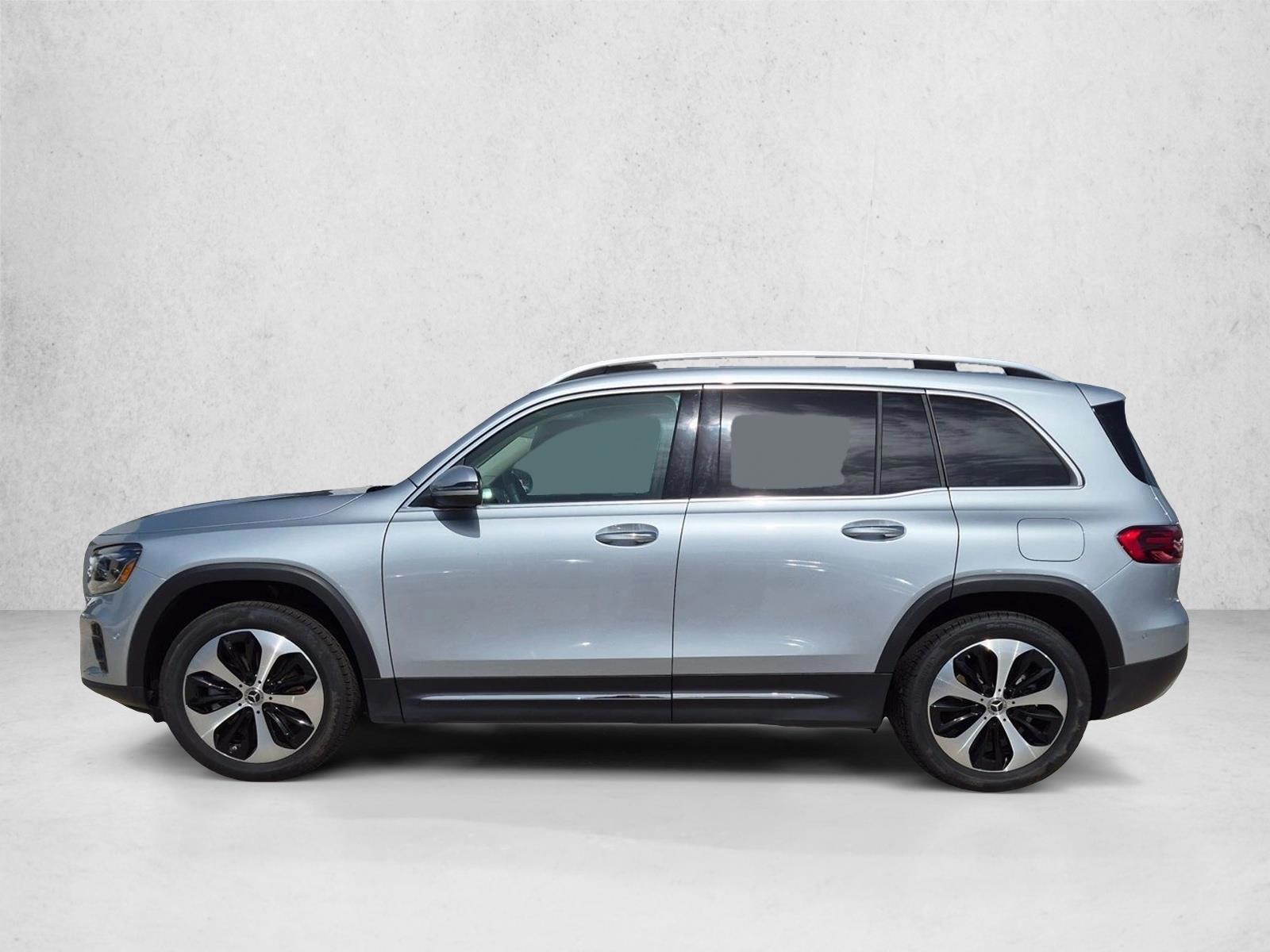 Thumbnail: 2026 Mercedes-Benz GLB - 2