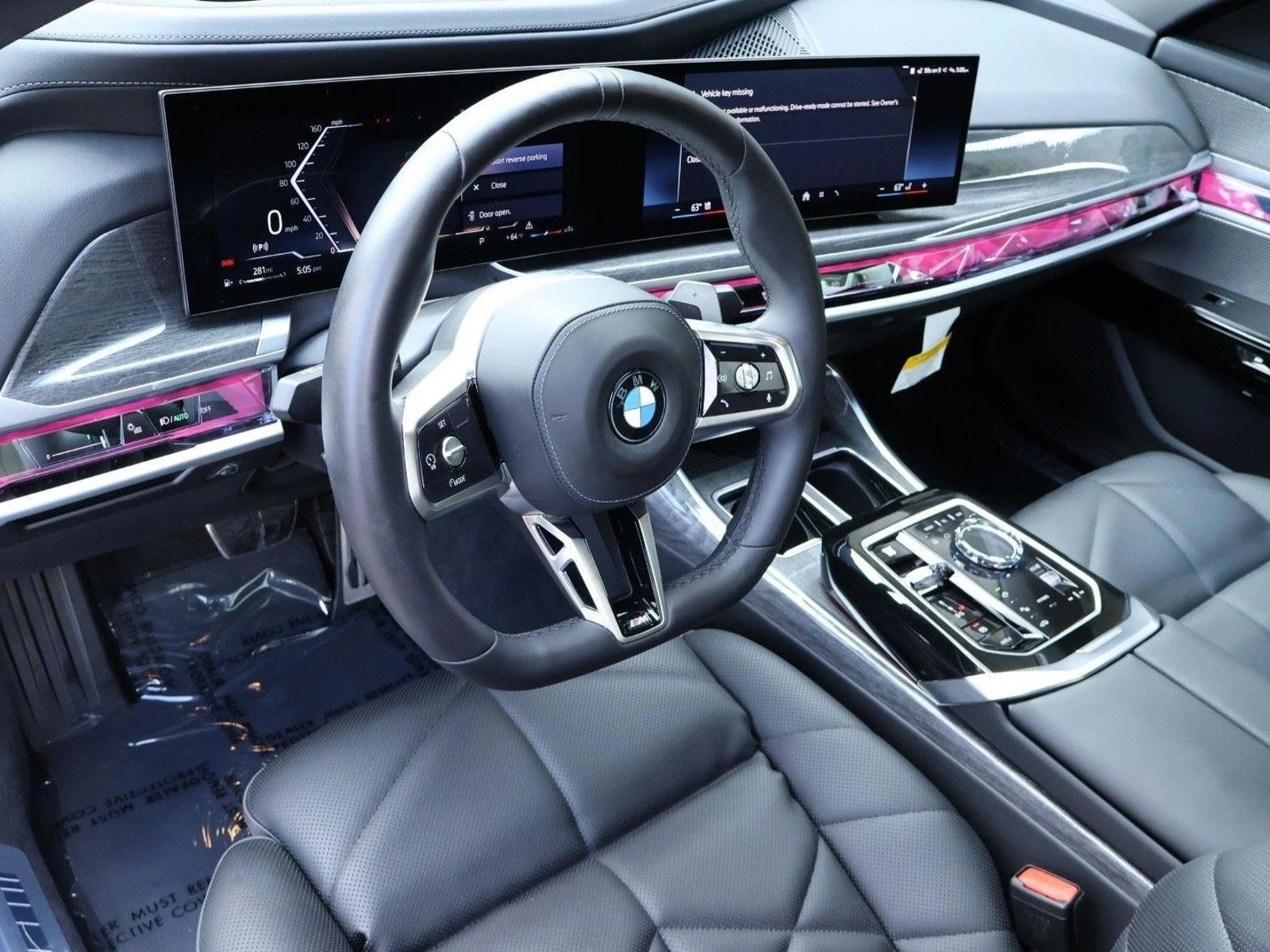 Thumbnail: 2025 BMW 7 Series - 3