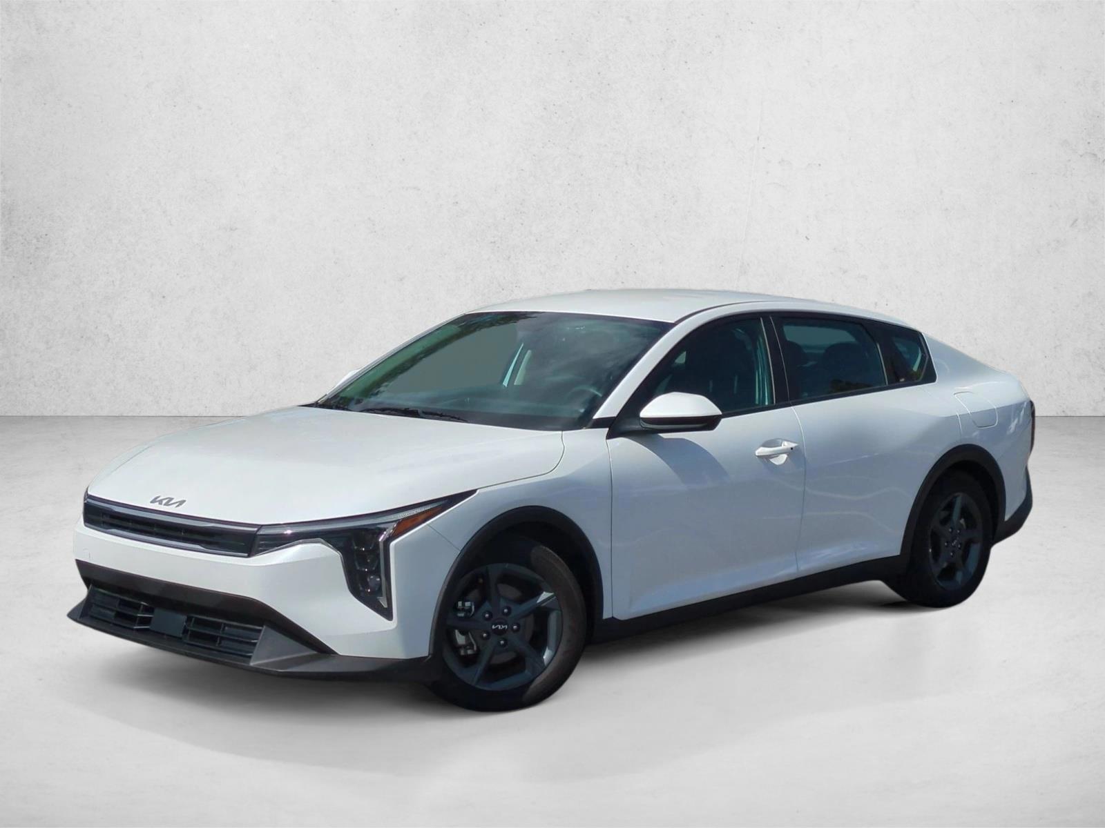 Thumbnail: 2025 Kia K4 - 1