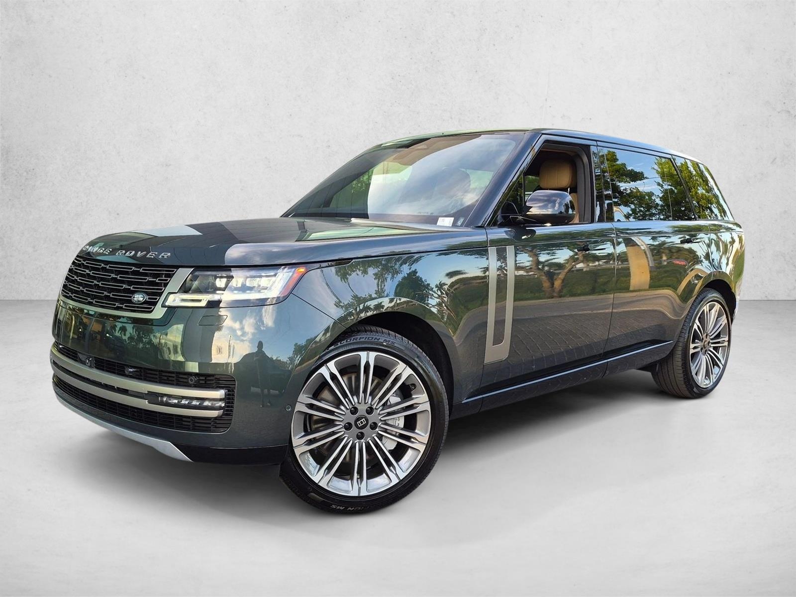 Thumbnail: 2027 Land Rover Range Rover - 1
