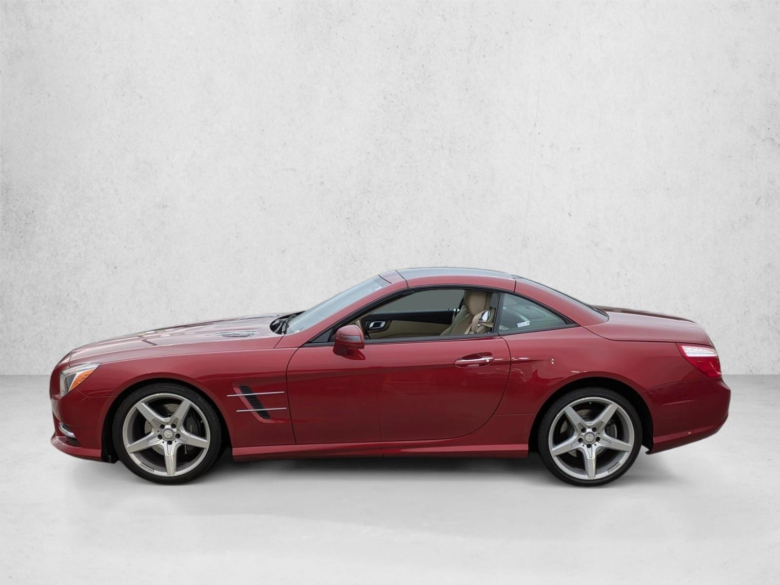 Thumbnail: 2016 Mercedes-Benz SL-Class - 2