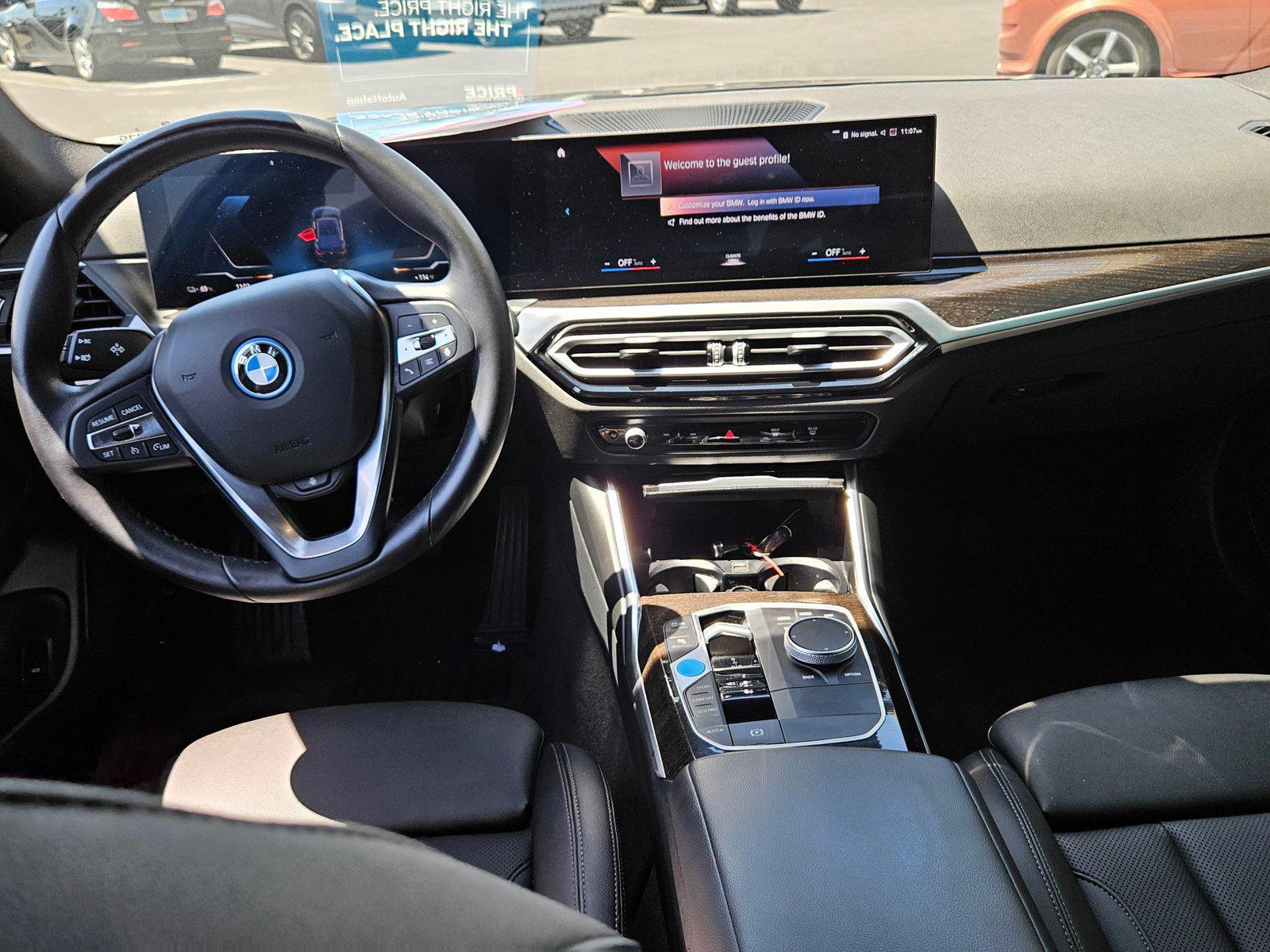 2023 BMW i4 35 - Photo 16