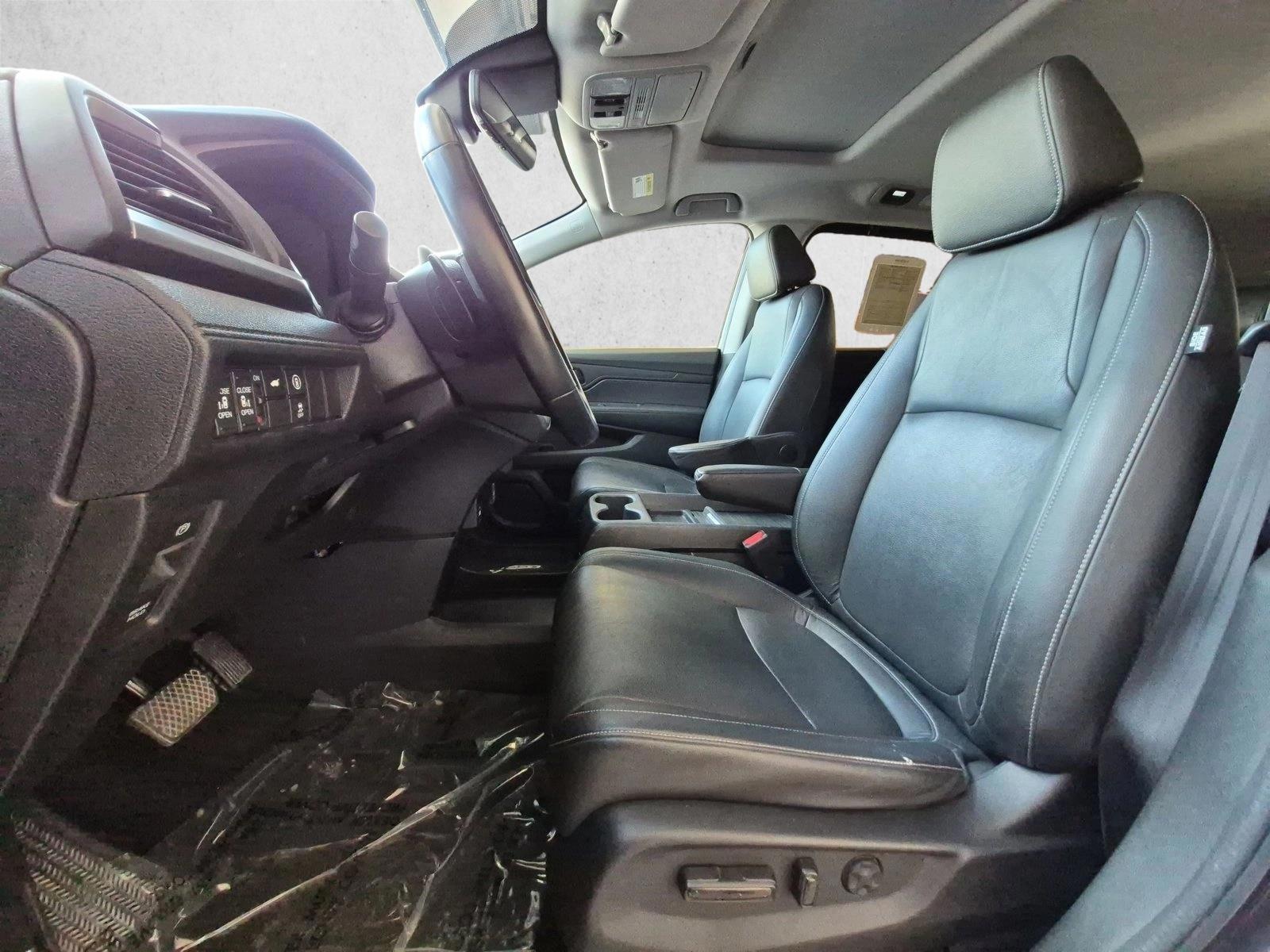 2024 Honda Odyssey EX-L - Photo 16