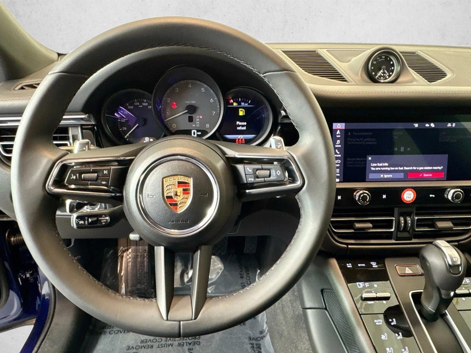 2026 Porsche Macan S - Photo 13