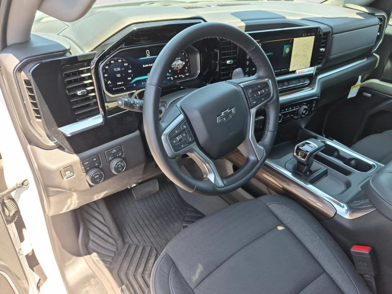 Thumbnail: 2026 Chevrolet Silverado 1500 - 3