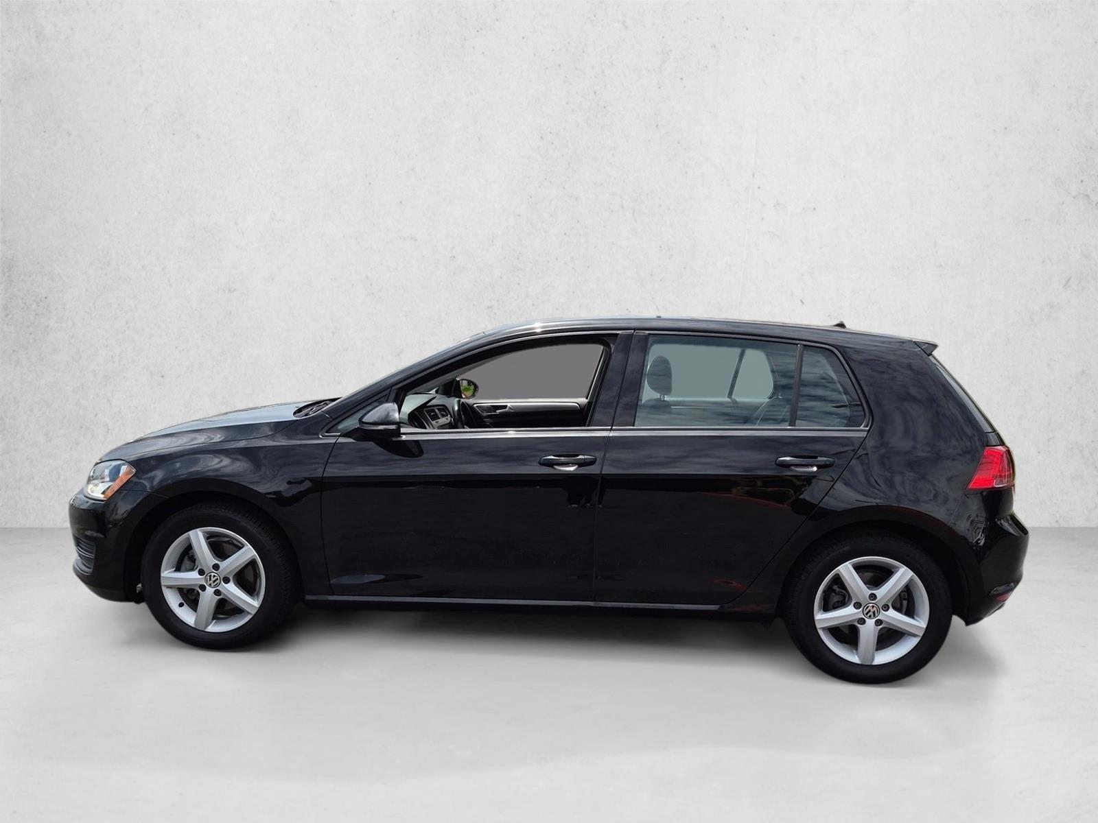 Thumbnail: 2017 Volkswagen Golf - 2