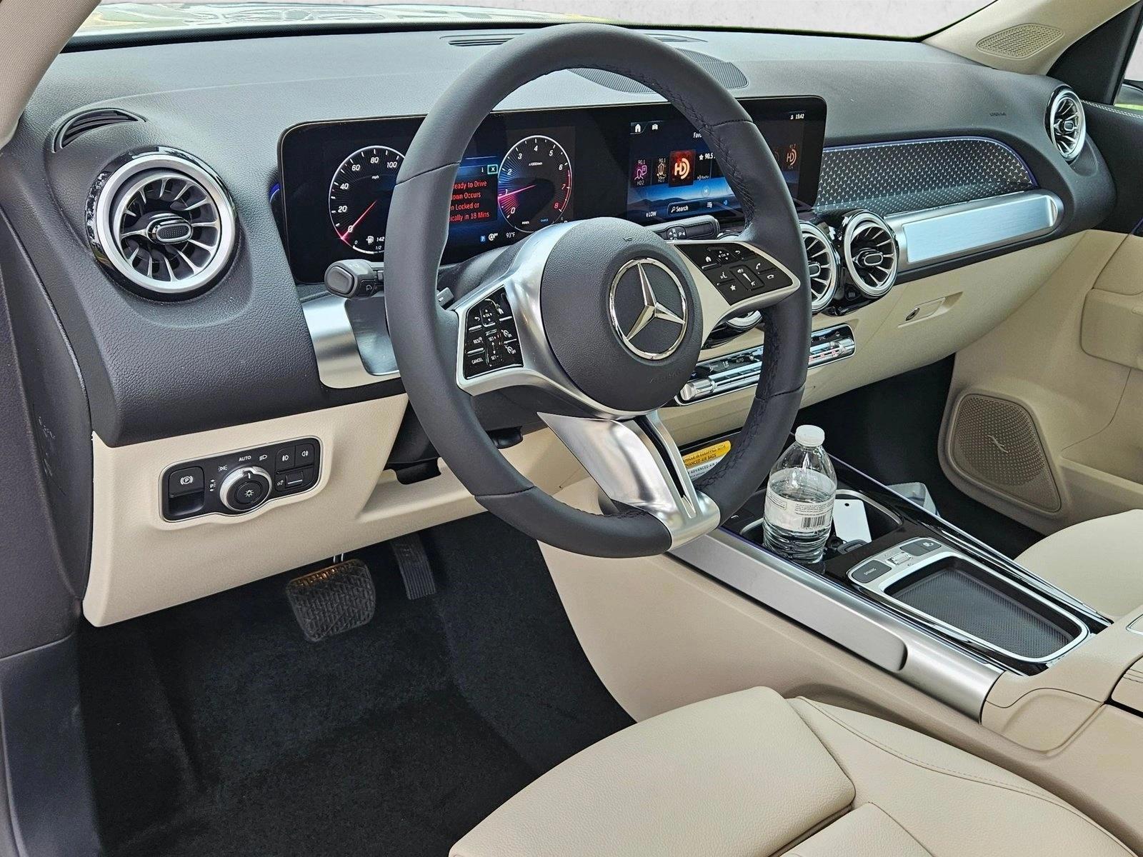 Thumbnail: 2026 Mercedes-Benz GLB - 3