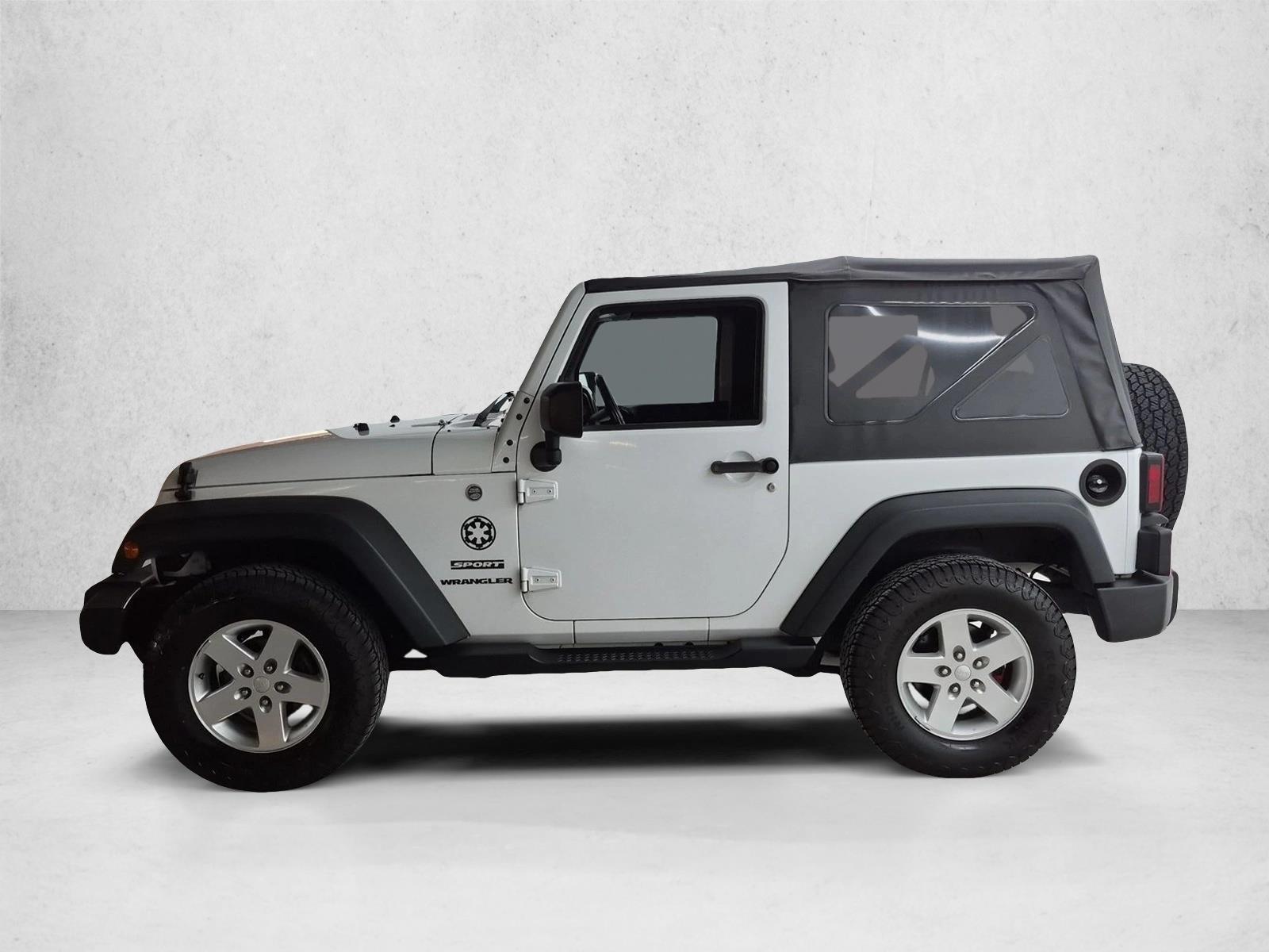 Thumbnail: 2015 Jeep Wrangler - 2