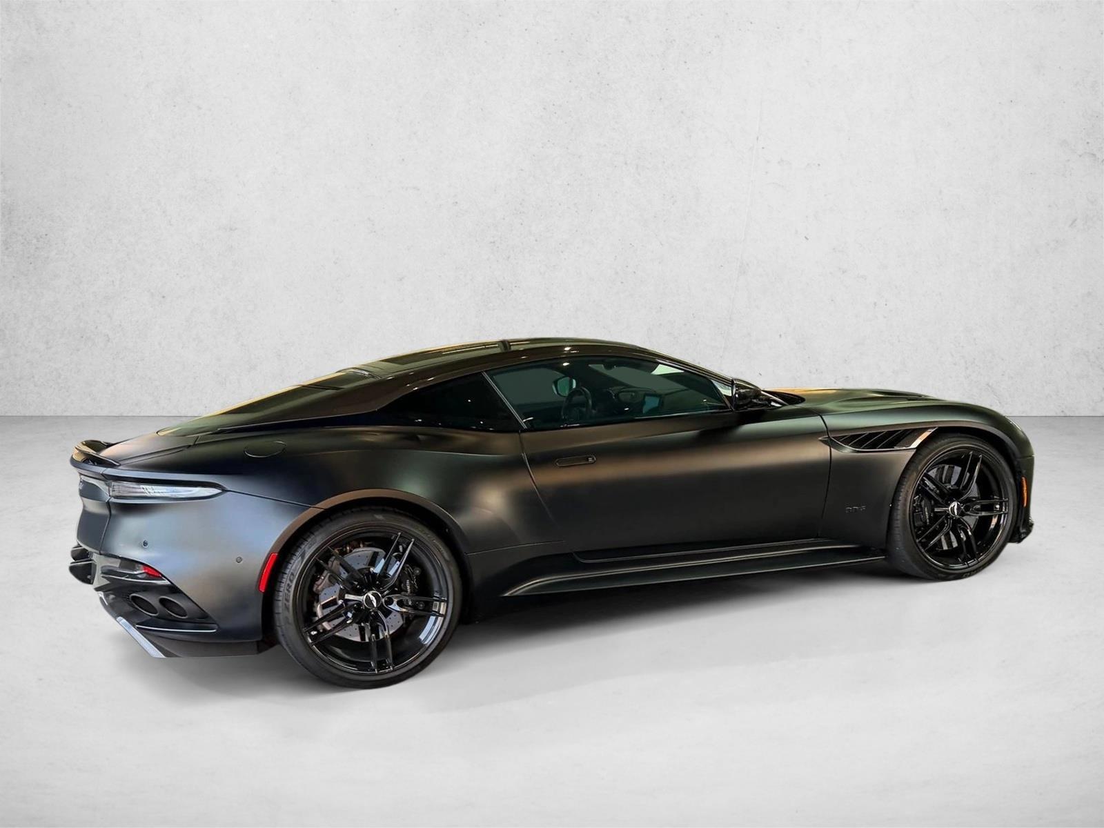 2021 Aston Martin DBS Superleggera Base - Photo 7