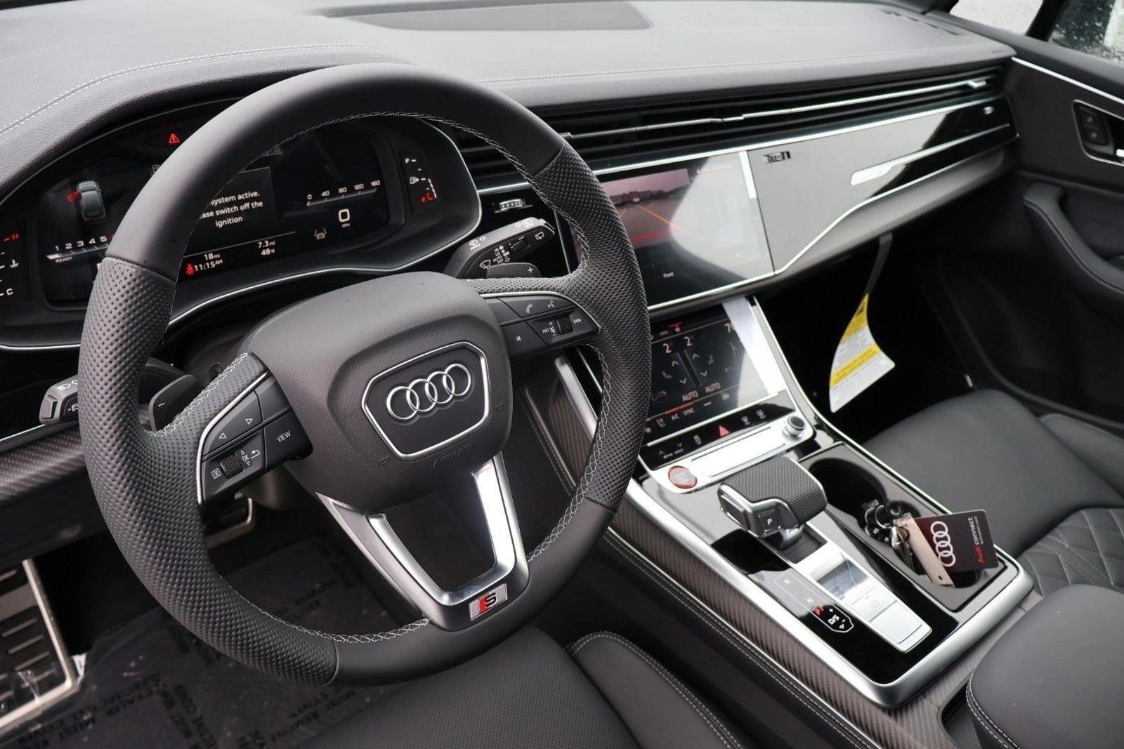 Thumbnail: 2026 Audi SQ7 - 3